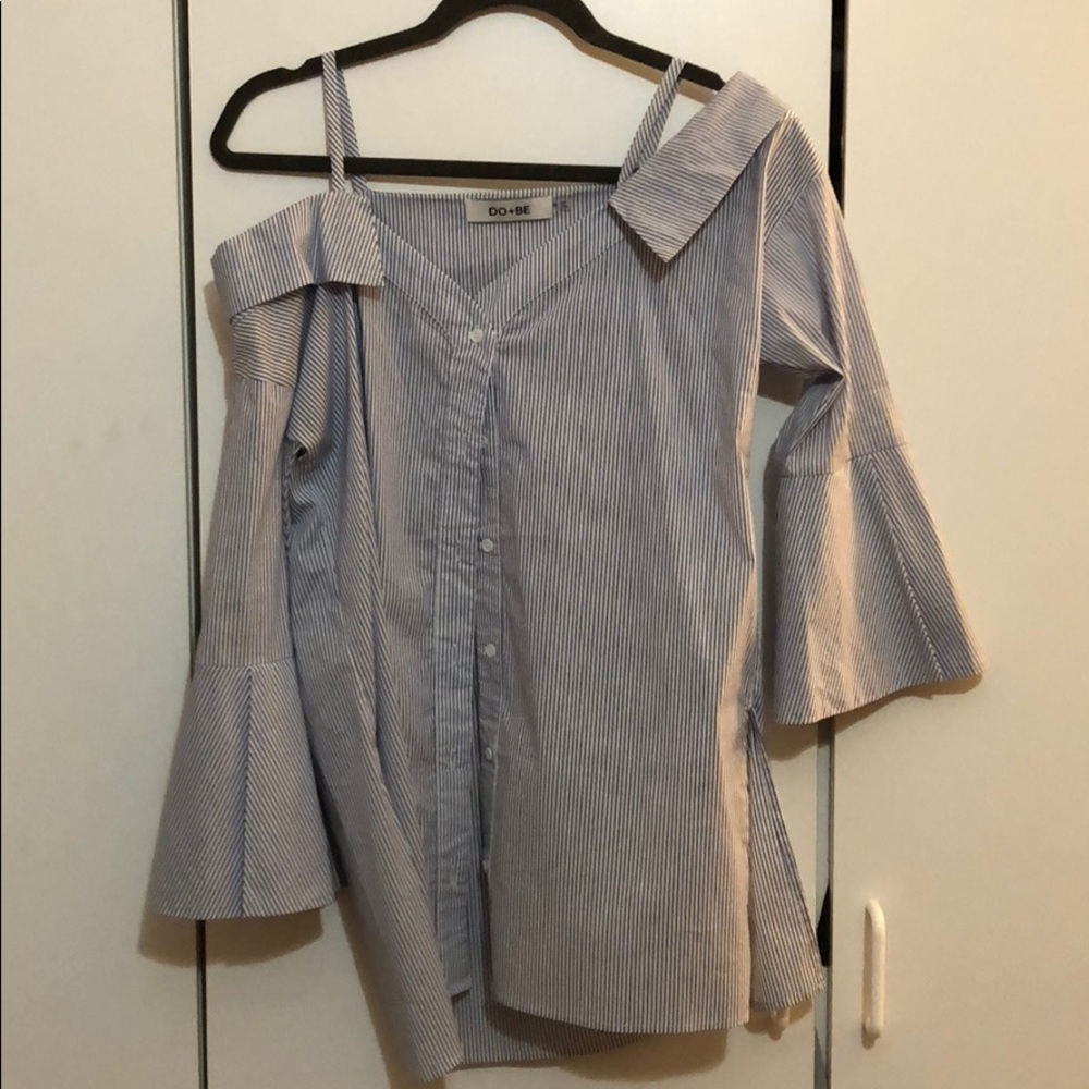 Boyfriend-ish shirt.